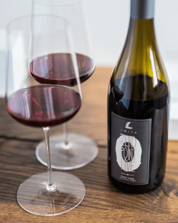 ZERO POINT FIVE - Non-alcoholic Pinot Noir, 750 ml. - Image 3